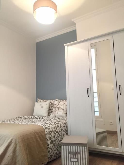 Apartment Queen - - Paris